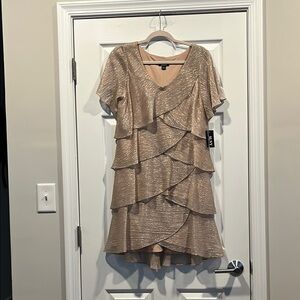 SLNY Gold Tiered Ruffled Design Dress